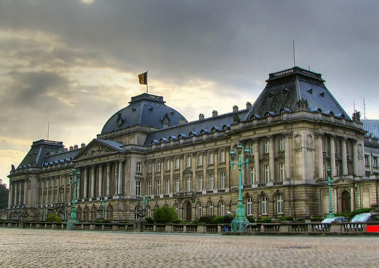 ROMPECABEZAS GRAN PALACIO DE BRUSELAS BELGICA  COLISEO ROMANO  CINQUE TERRA ITALIA