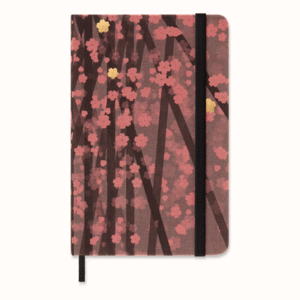 LIBRETA SAKURA DE BOLSILLO NEGRA HOJA RAYADA (PASTA DURA)