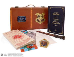 HARRY POTTER HOGWARTS TRUNK (COLLECTIBLE SET)