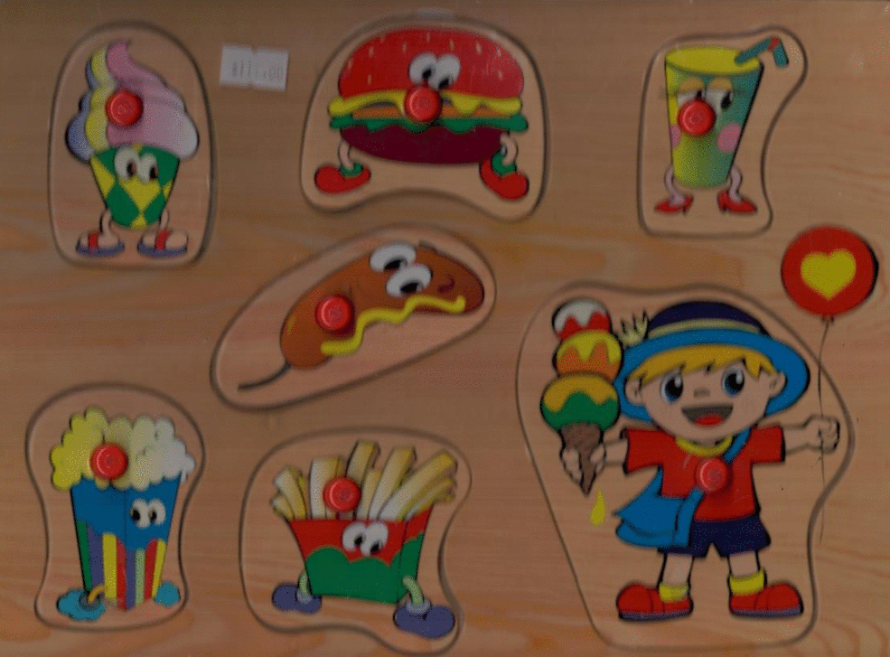 ROMPECABEZAS CON SUJETADOR ALIMENTOS